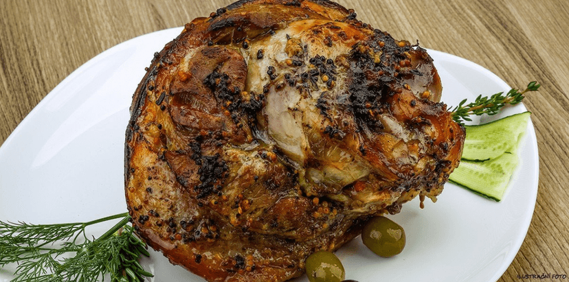 2 kg pečeného vepřového kolena