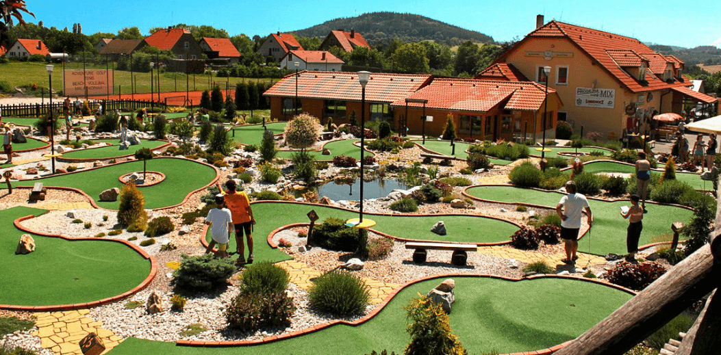 Celodenní adventure golf pro jednu osobu