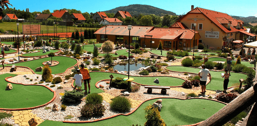 Celodenní adventure golf pro jednu osobu