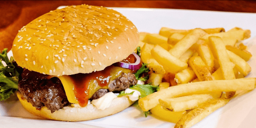 Vynikající burger menu s domácími hranolky