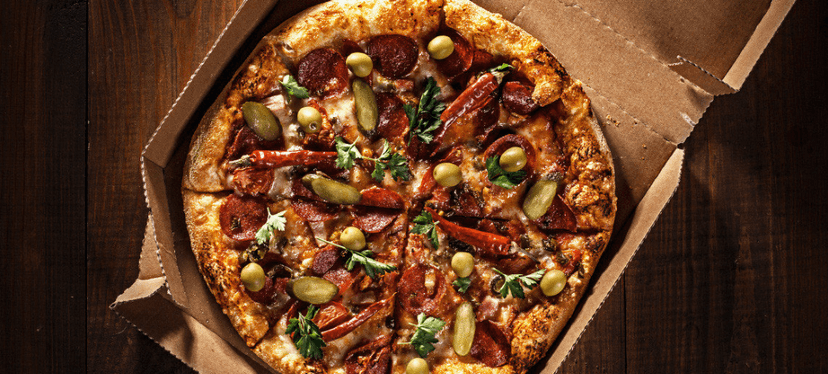 Pizza podle vlastního výběru s rozvozem