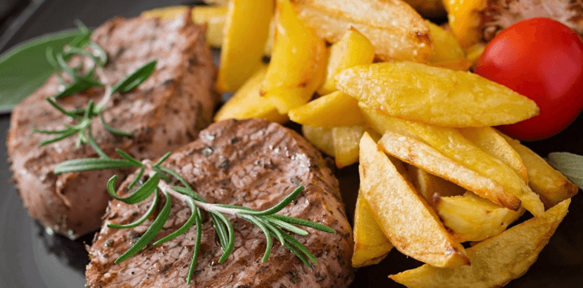 Lovecký vepřový steak s americkými brambory