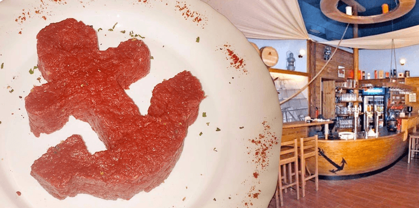 Půlkilový tatarák a nálož topinek