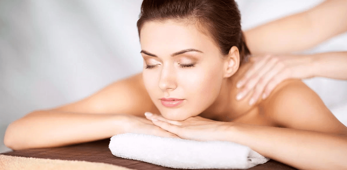 30minutová relaxační masáž zad a šíje