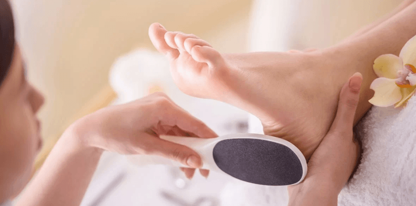 Medicinální pedikúra s masáží nohou