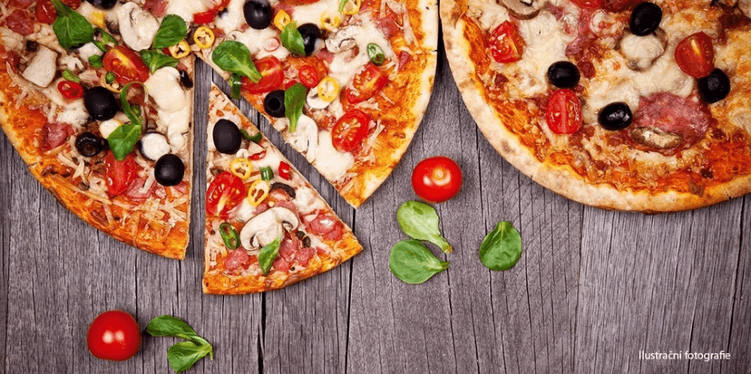 2 křupavé pizzy