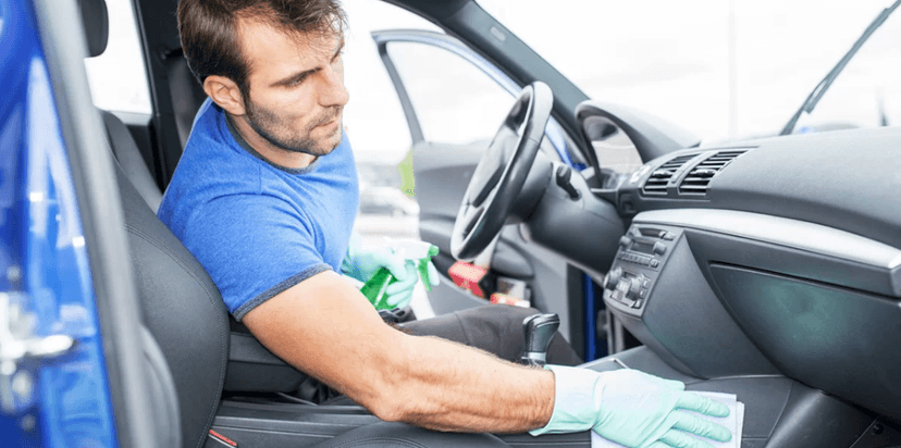 Deluxe čištění interiéru i plastů auta