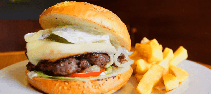 2x 150gramový burger + 2x 0,5l piva