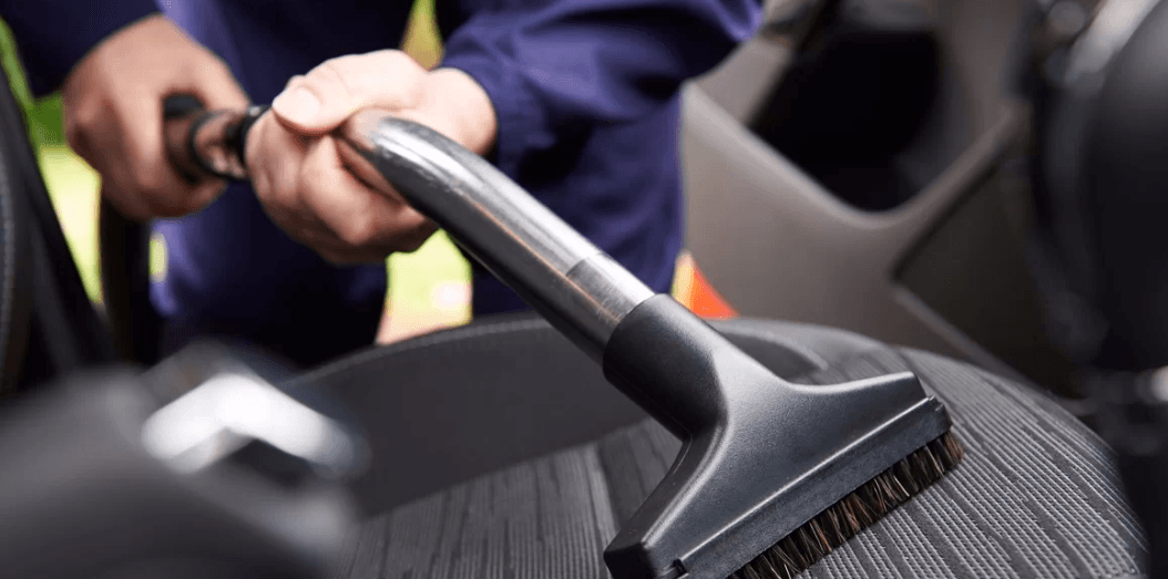 Čištění interiéru automobilu vč. tepování