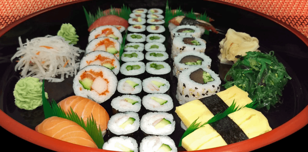 28 kousků čerstvého sushi