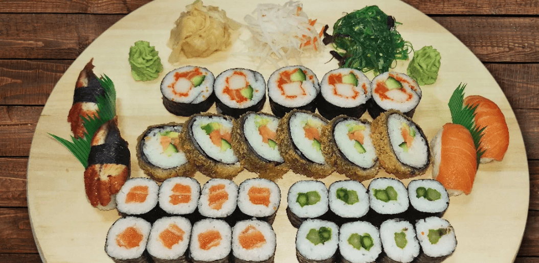 31 kousků čerstvého sushi