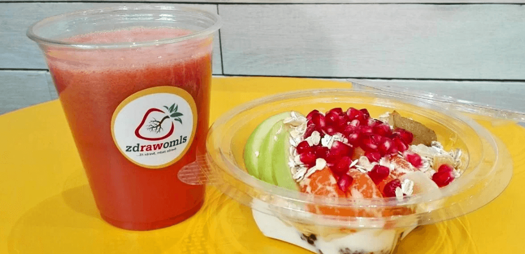 Fruit Cake + ovocný fresh