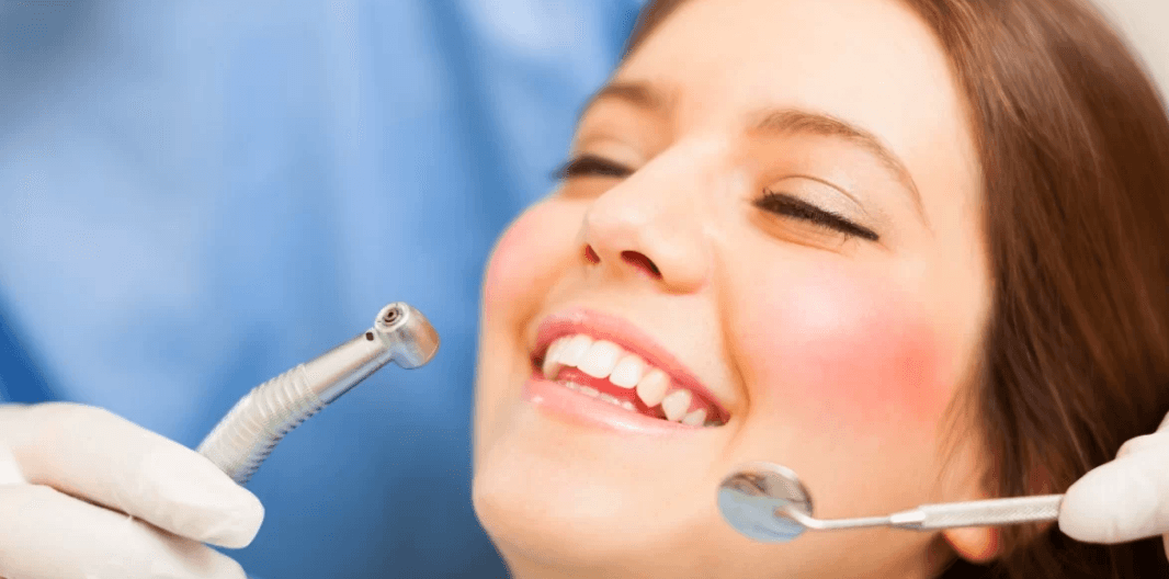 Dentální hygiena s air flow 