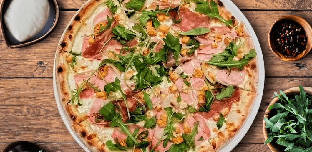 2× pizza dle výběru s rozvozem