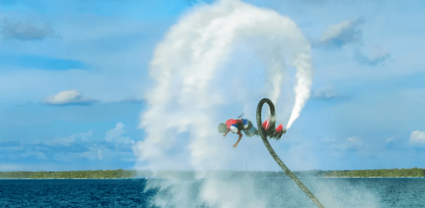 Vodní létání flyboard