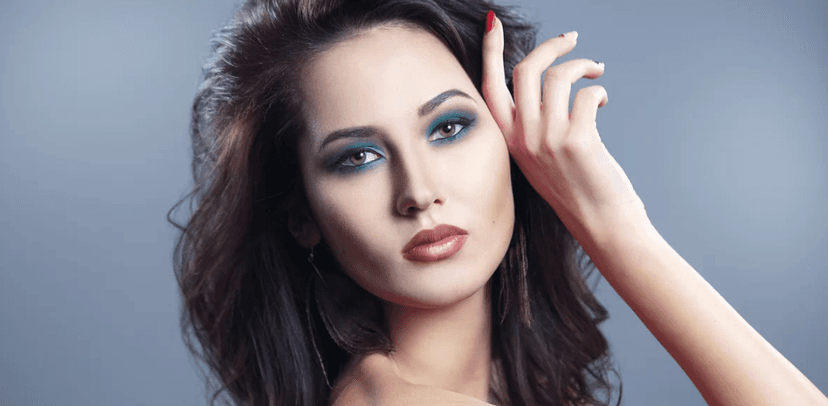 Čištění pleti ultrazvuk. špachtlí a shellac