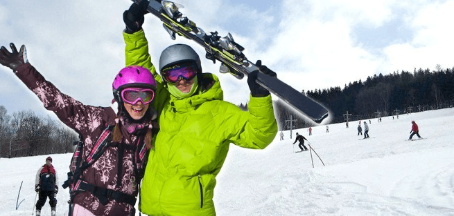 Celodenní skipas do SKI areálu U Pekina