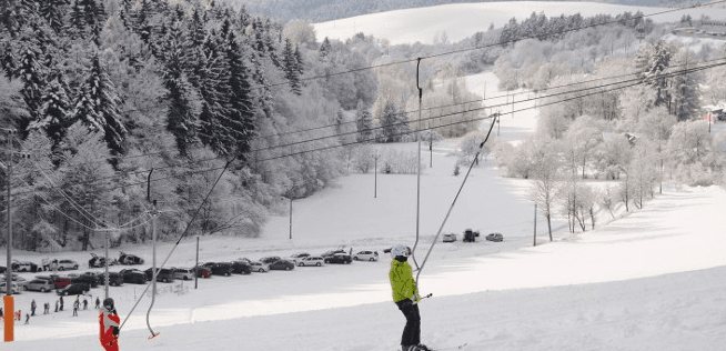 Celodenní skipas do ski areálu