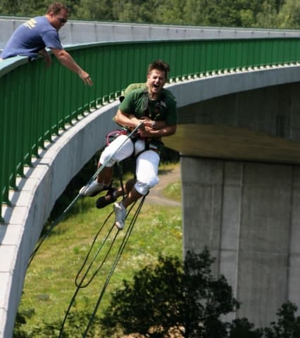 Bungee jumping - Kieneova houpačka