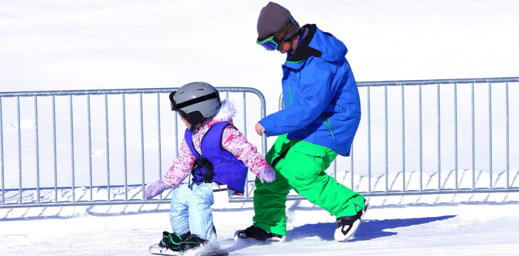 Lekce snowboardingu včetně skipasu