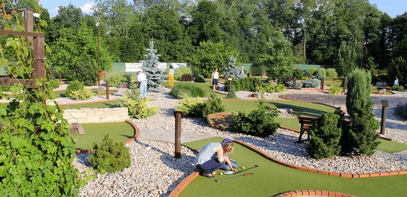 Hodinový vstup na minigolf pro 2 osoby