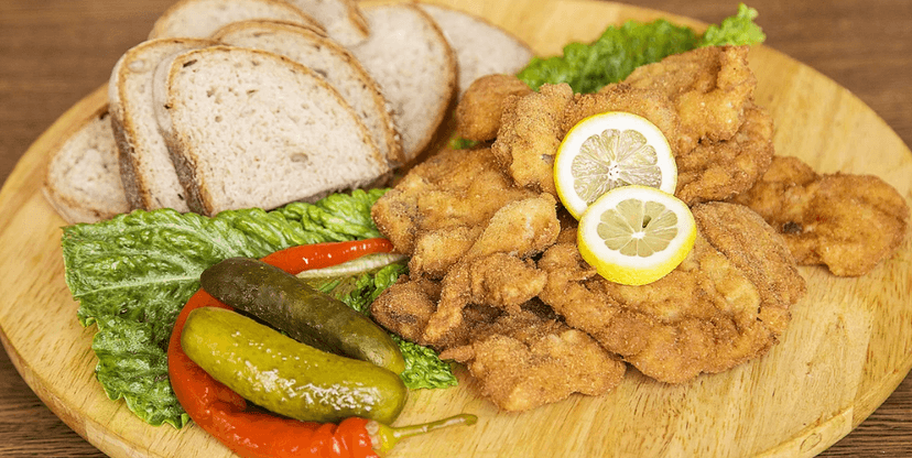 150 g zvěřinových a 150 g vepřových řízečků