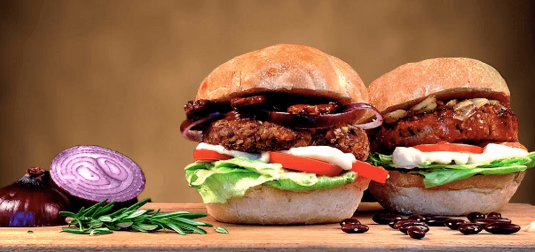 Sweet chilli nebo Tempeh burger a hranolky