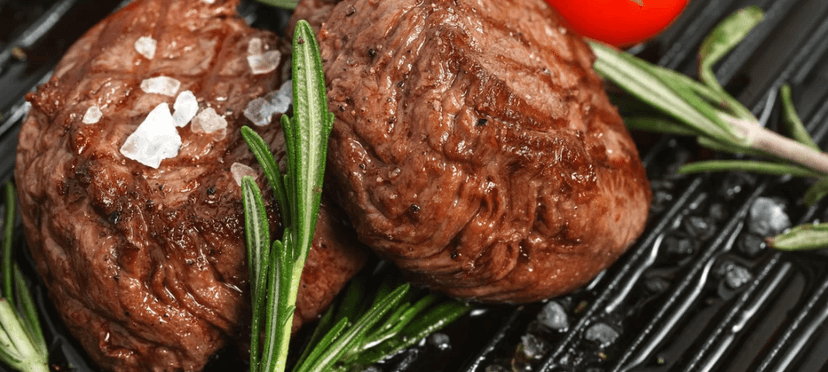 2× 200g vepřové panenky s omáčkou a bagetou