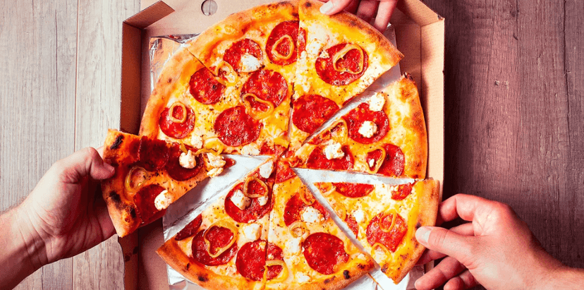 2 křupavé pizzy dle výběru s doručením