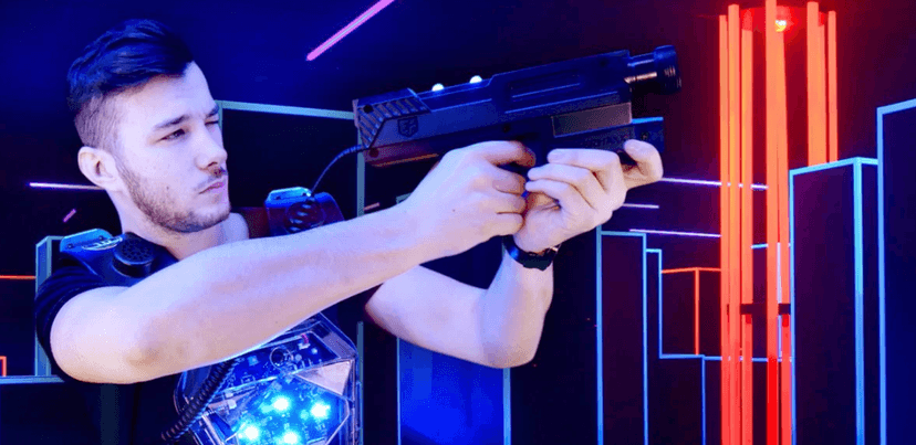 Laser game až pro 8 hráčů