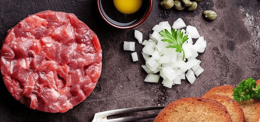 300g tatarák z hovězího mixu 