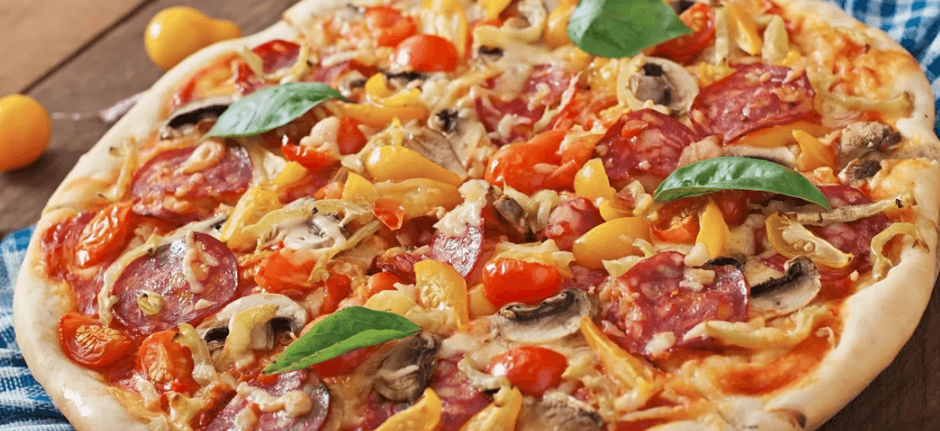 Dvě delikátně křupavé pizzy s sebou