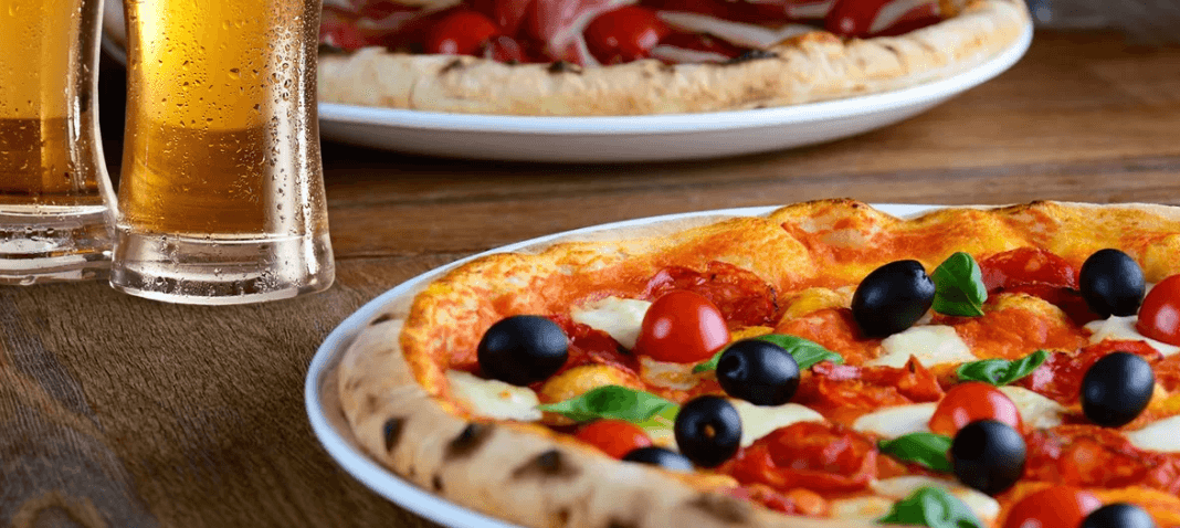 2× libovolná pizza + 2× libovolný pivní nápoj