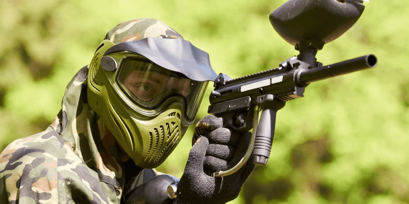 4 hodiny paintballu na tankodromu