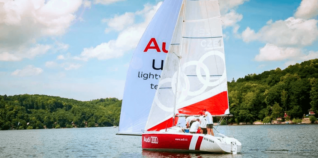 Plavba na lodi Audi až pro 4 osoby