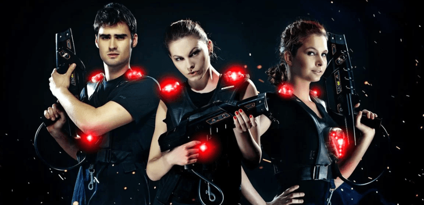 Letní střílečka v laser game aréně