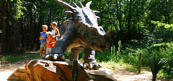 Rodinná vstupenka do DinoParku 