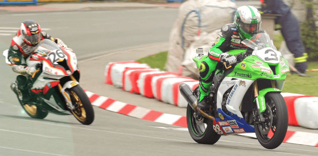 Vstupenka na motocyklové závody
