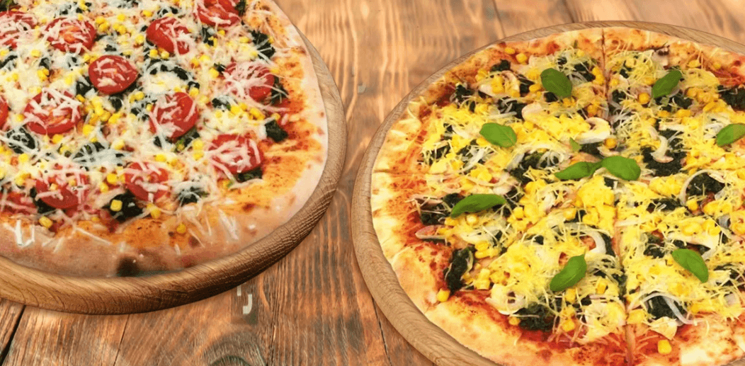 2× pizza dle vlastního výběru (⌀ 32 cm)