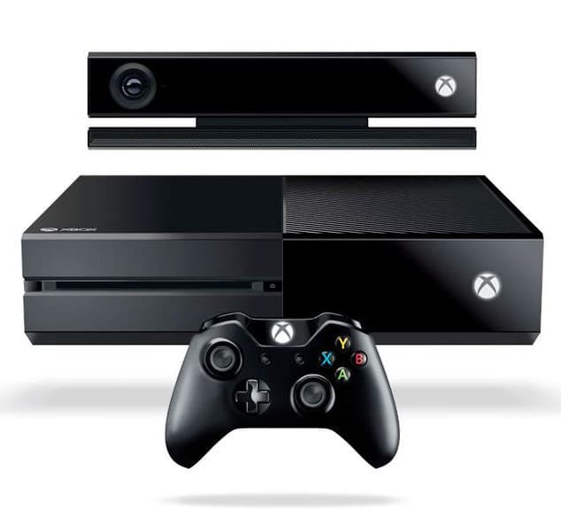 XBox One s Kinect, 500GB + 2 hry