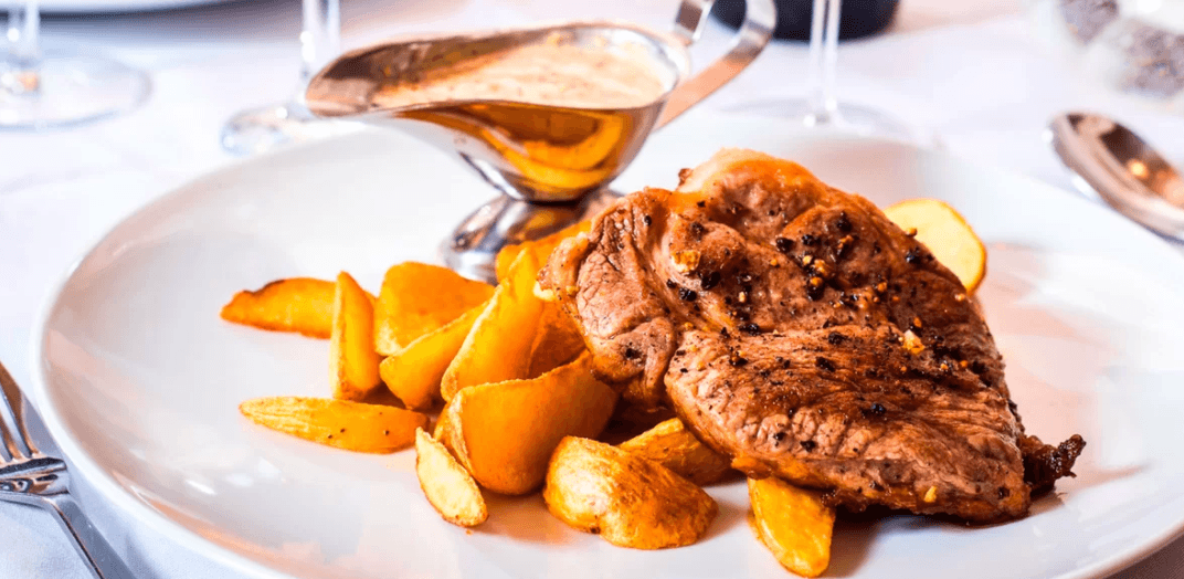 3chodové menu a lahev vína pro pár