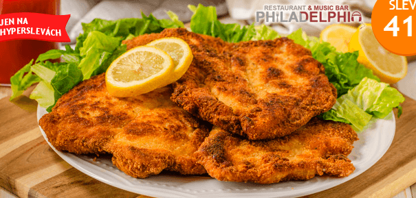 400 g kuřecích a 400 g vepřových řízků + 2 piva
