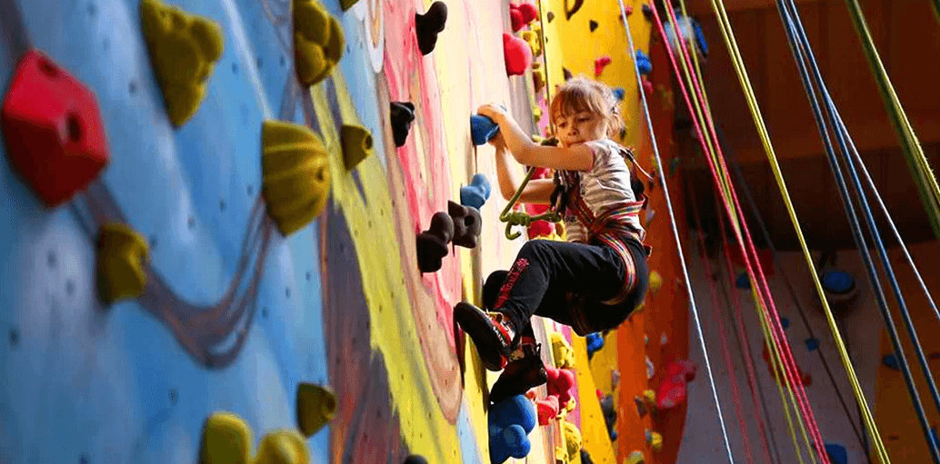 1 hodina lezení s instruktorem na boulderu