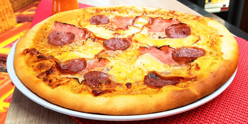 Křupavá pizza dle výběru a Cappy džus k tomu