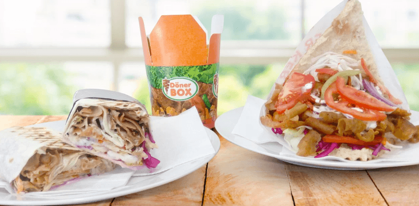Kebab v domácím chlebu, tortille nebo v boxu