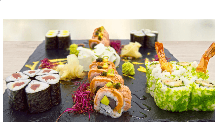 Sushi sety plné japonských pochoutek