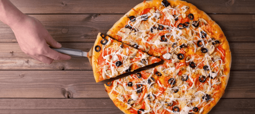 Pizza s průměrem 45 cm dle vlastního výběru