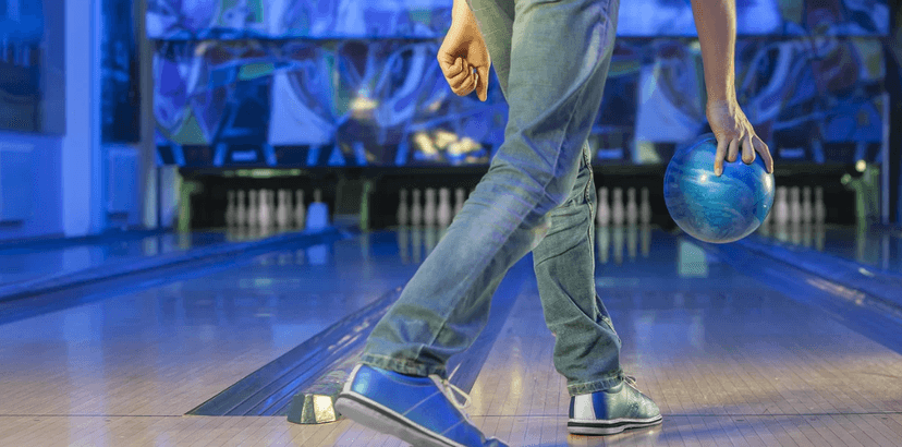 Hodina bowlingu a pizza dle výběru