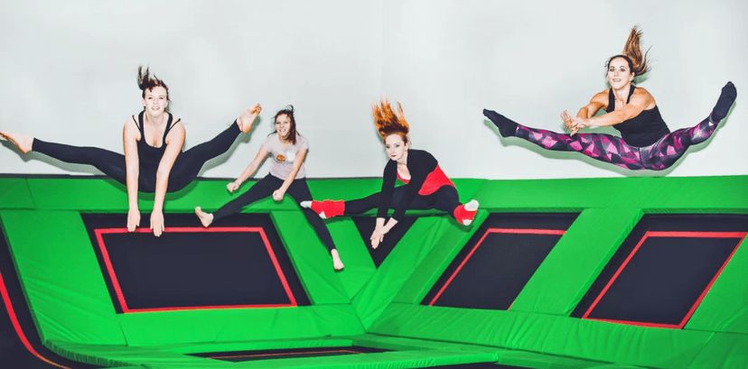 Zaskotačte v trampolínové aréně