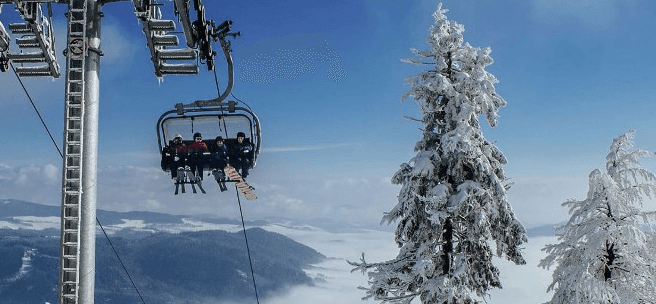 Celodenní skipas do Skiresortu Buková hora